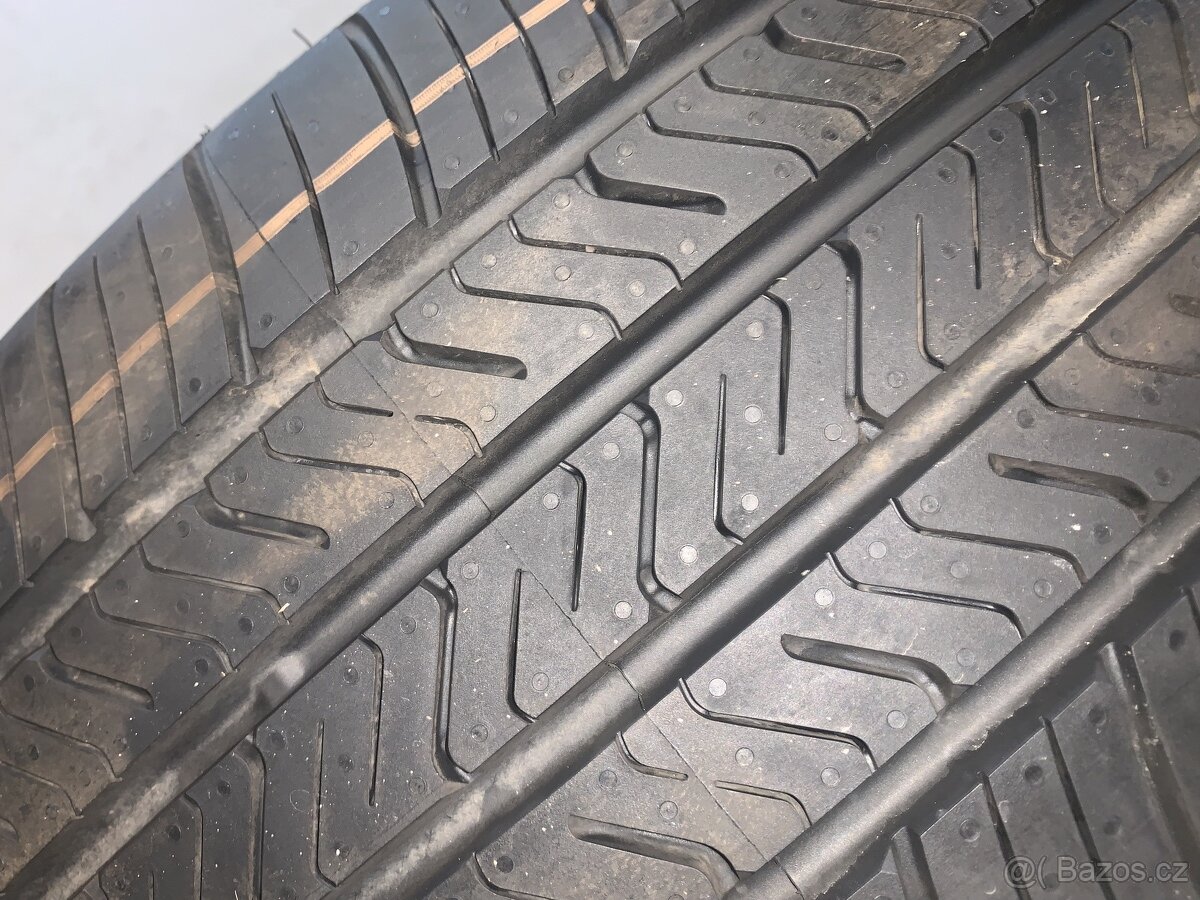 Nová pneu zimní letní TOYO 235/55 R20 102V OPEN COUNTRY M+S