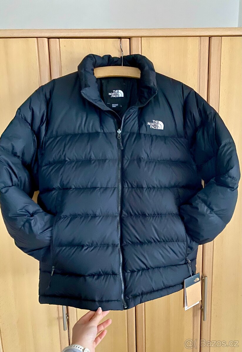 The North Face 700 černá péřová bunda