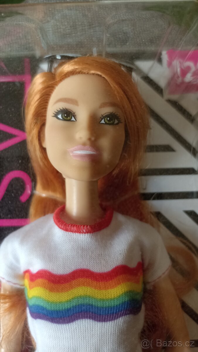 NOVÁ Barbie