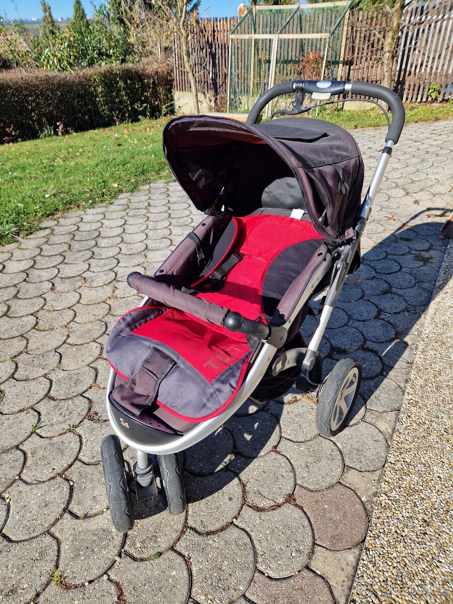 Kočárek casualplay