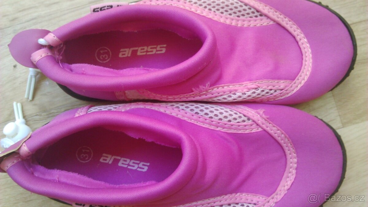 Boty do vody vel. 31