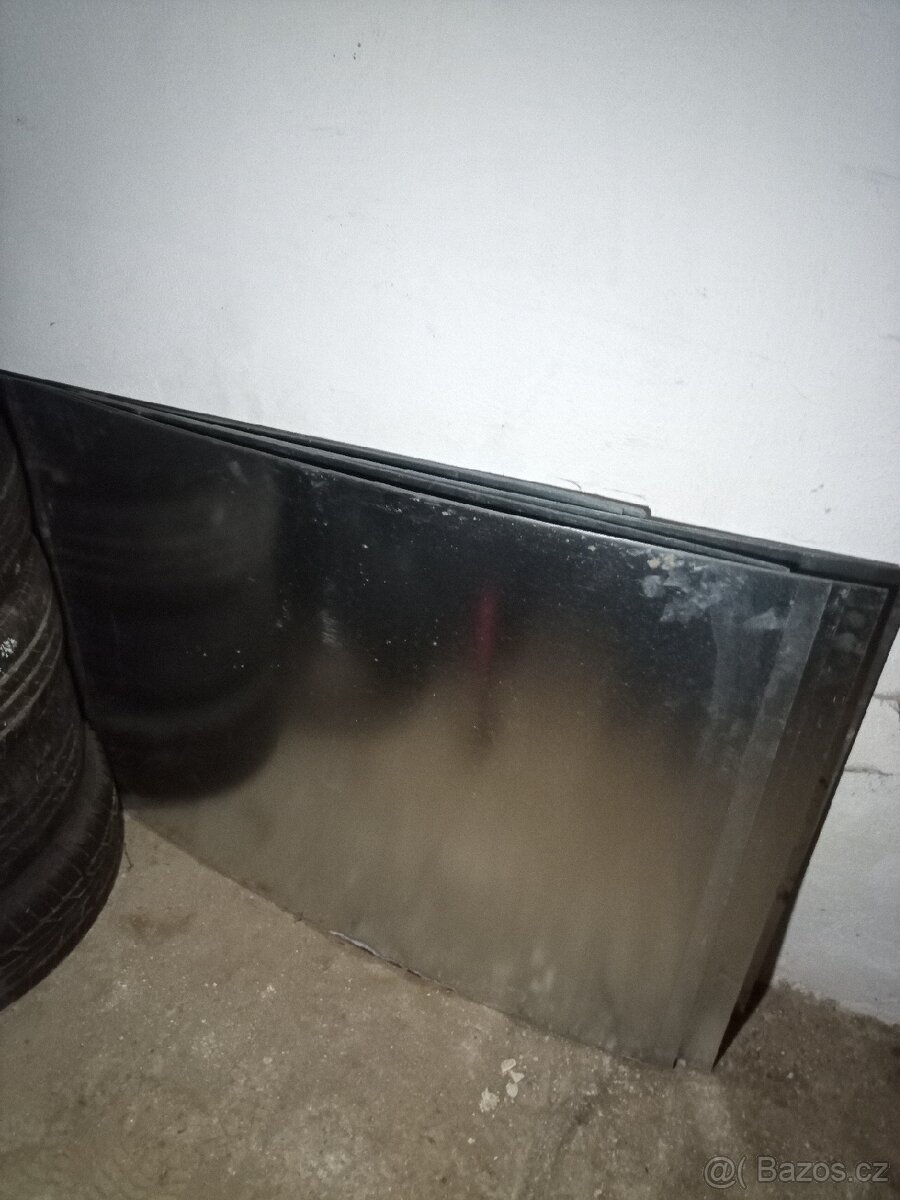 Tabule plechu 1mm 100x80 cm, 18ks