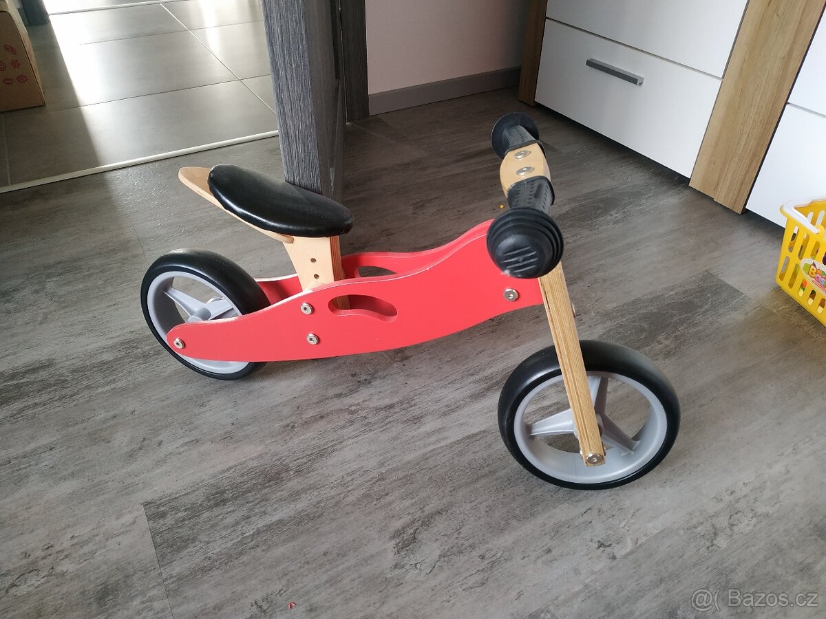 Odstrkovadlo dřevěné