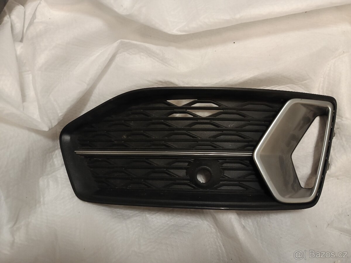 Mřížka Audi A6 C8