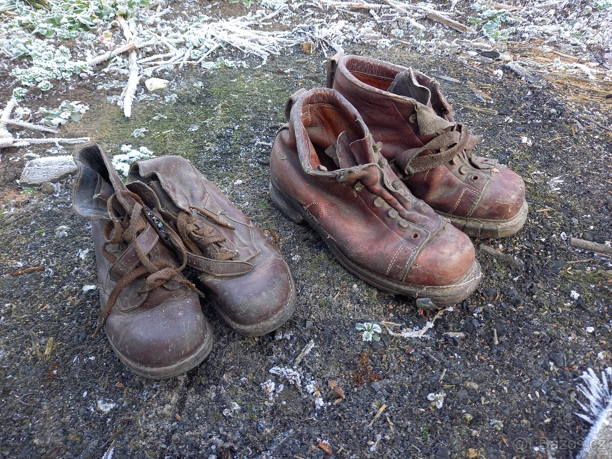 Retro kožené boty k dekoraci