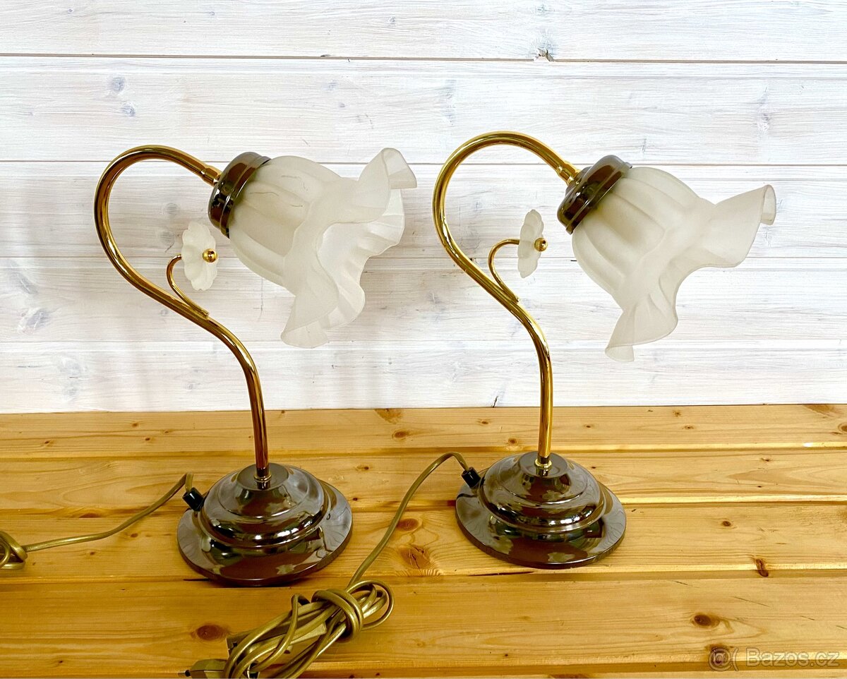 Staré mosazné párové stolní lampy