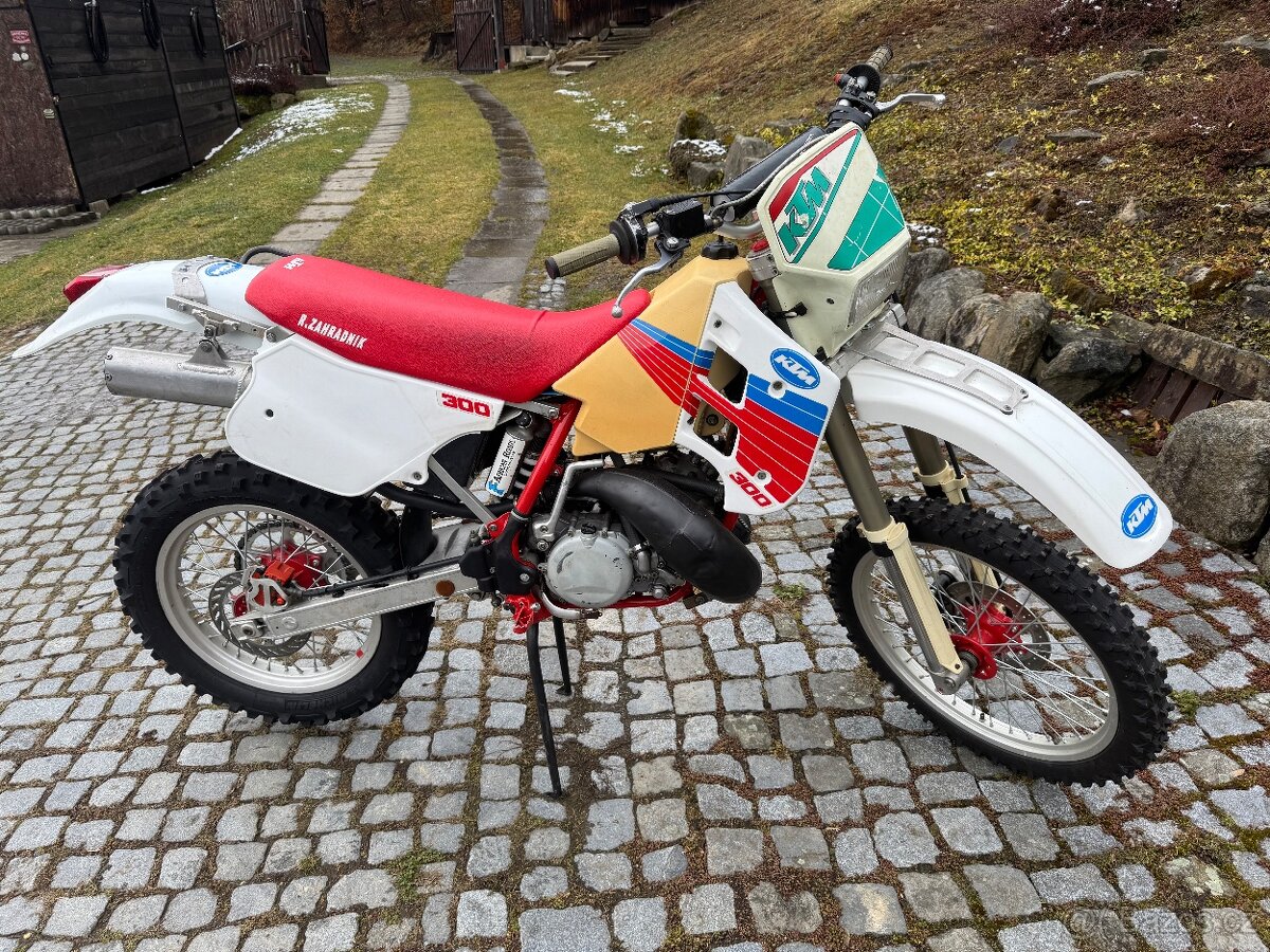 Ktm 300