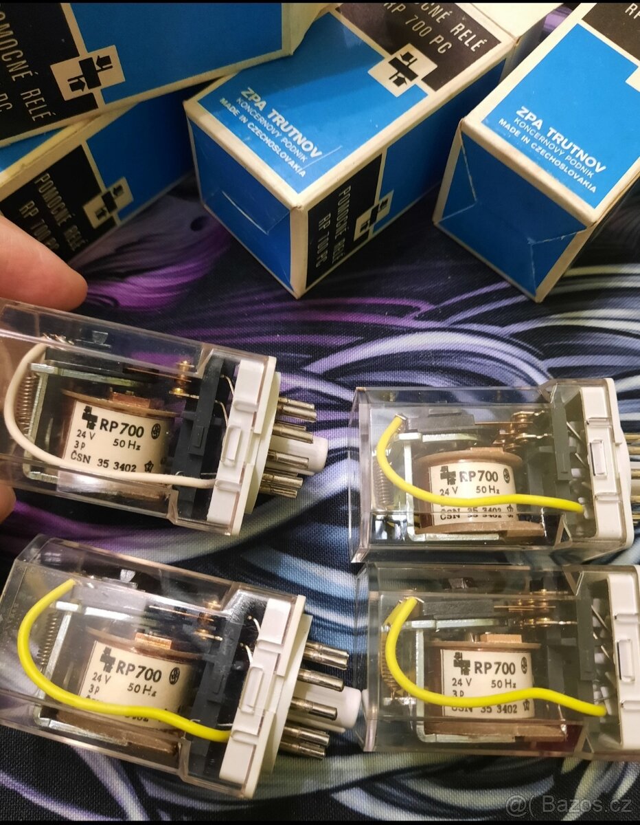Ráčkové  přepínače / RP 700  relé pomocné