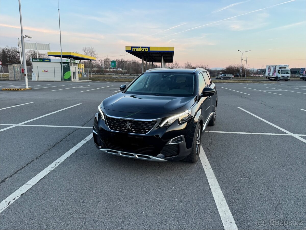 Peugeot 5008 1.6 b, r.p. 2019 , naj. 96 400 tkm