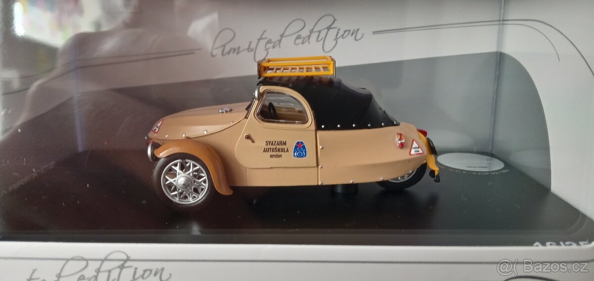 ABREX 1:43 ŠKODA 130 RS