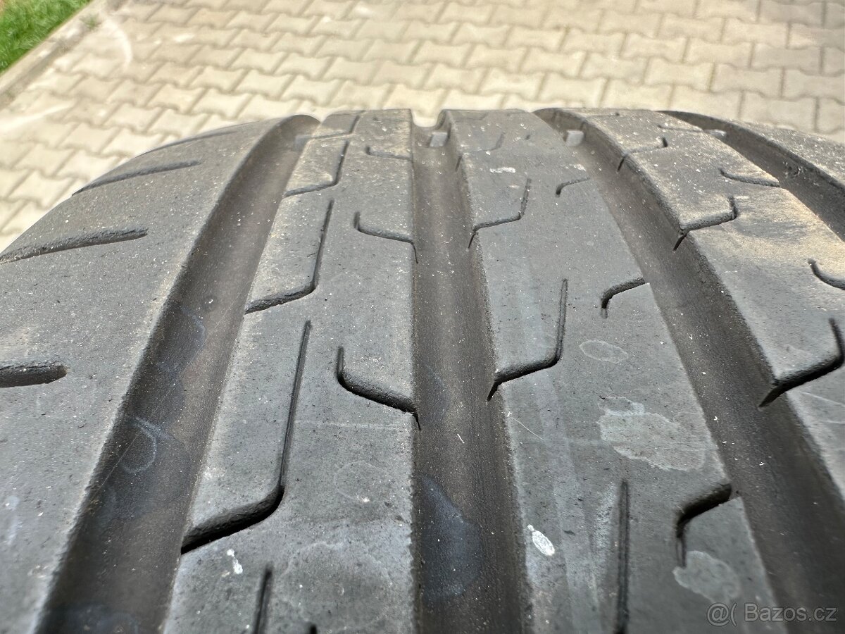 205-45-17 DOT5121
