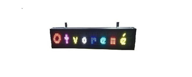 Světelná reklama barevný led panel na běžící text