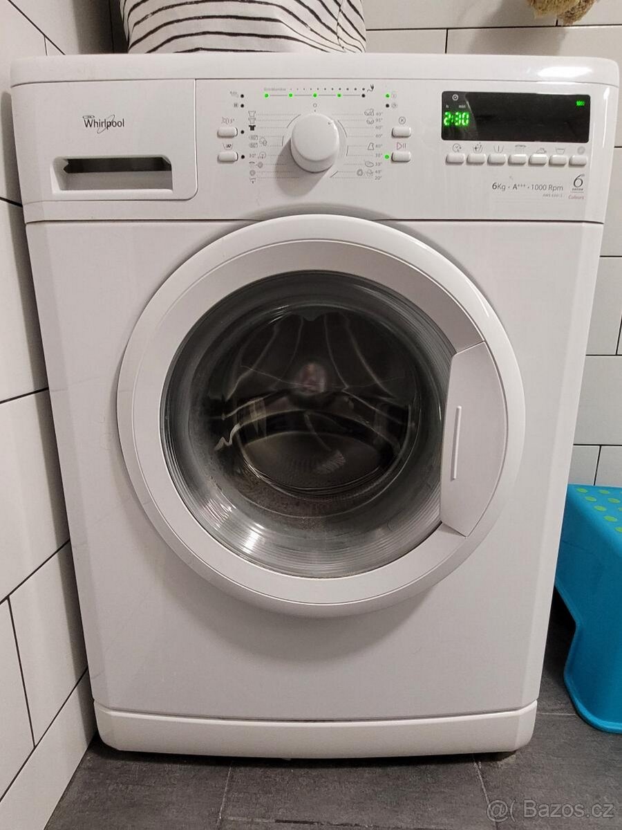 DOVOZ úzká  A+++ úsporná moderní Whirlpool pračka