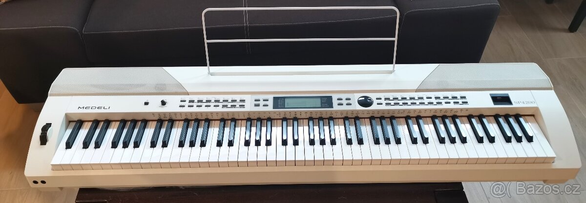 přenosné digitální piano plně funkční SP4200 MEDELI