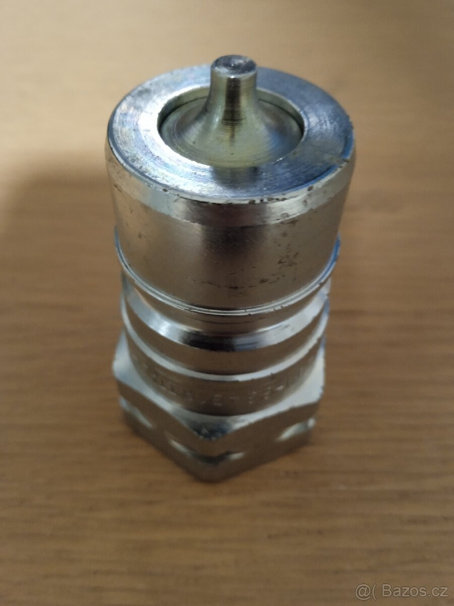 Hydraulická rychlospojka samec
