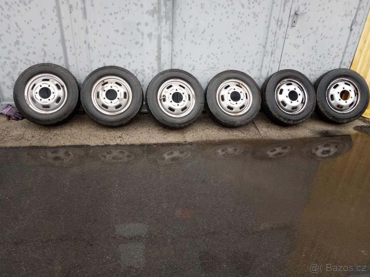 195/75 R16C 110/108 R Continental