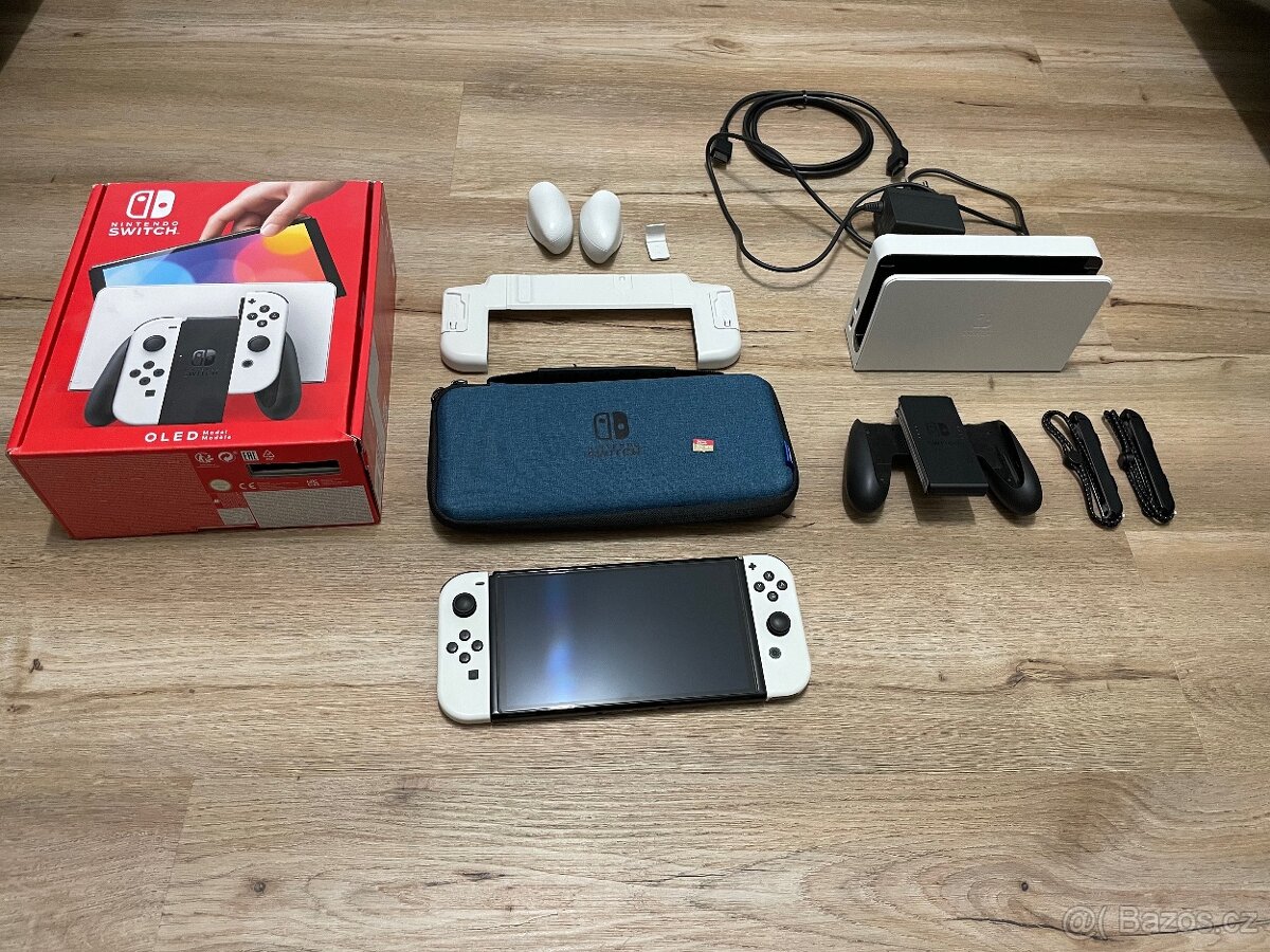 Nintendo Switch OLED + 512 GB MicroSDXC + obal + neogrip