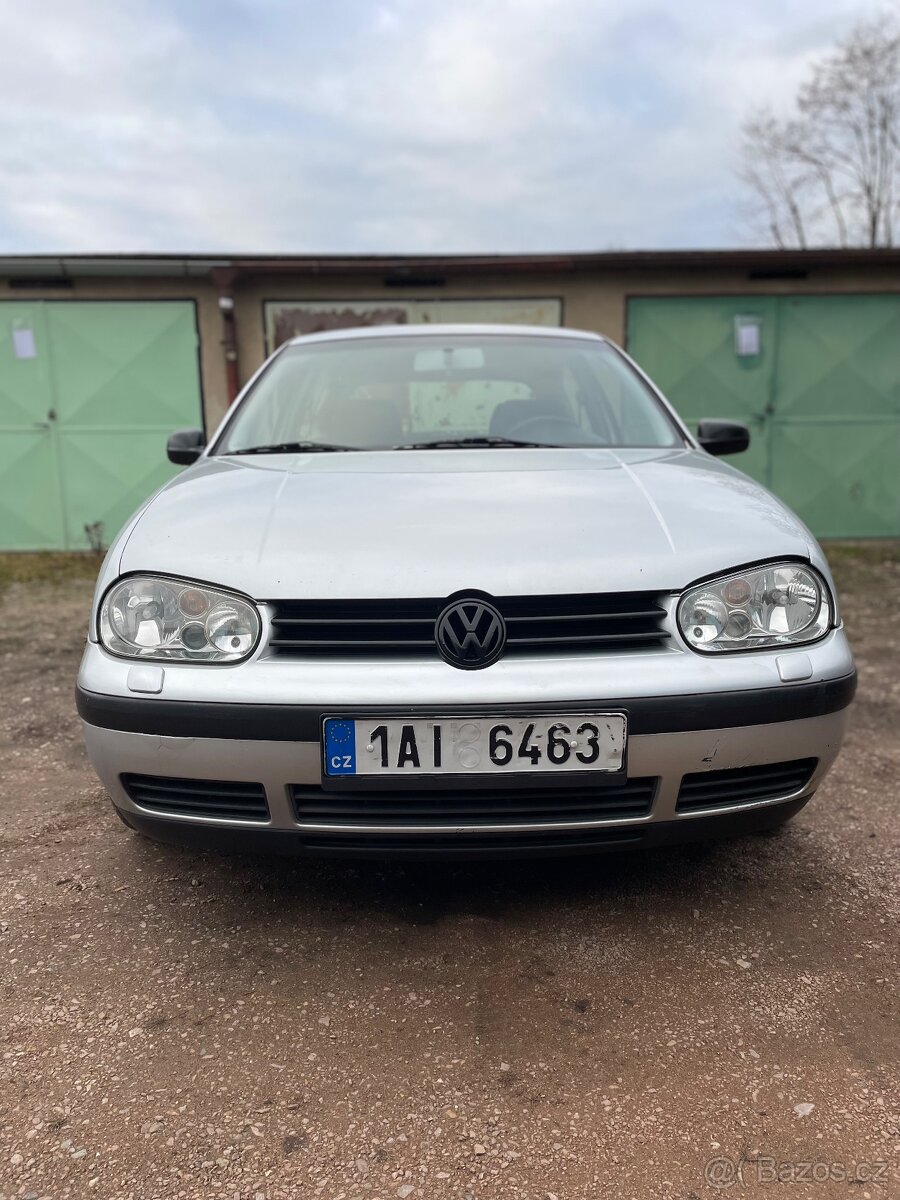 VW golf IV 1.6 FSI