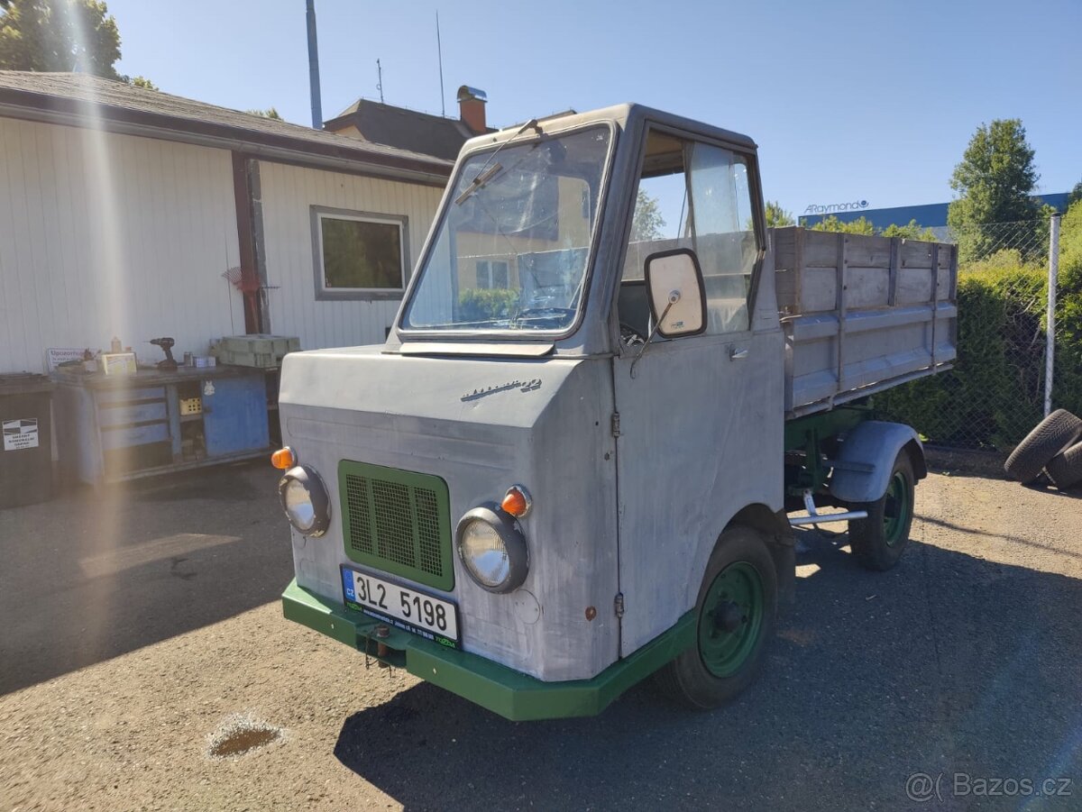 Multicar M 22 na značkách  Veteránská testace.