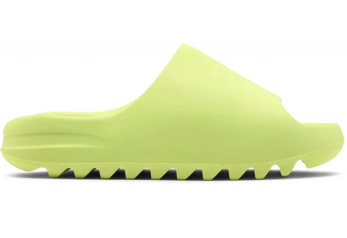 YEEZY SLIDE od Adidas