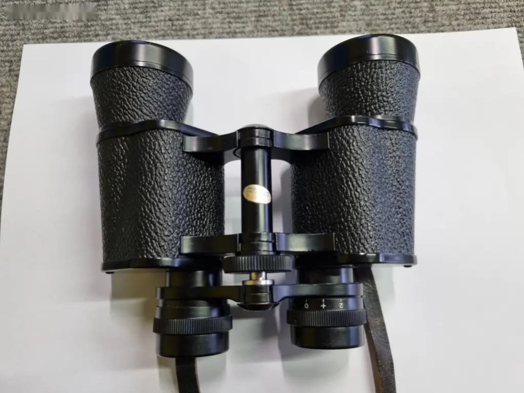Dalekohled Revue 8x40, Japan