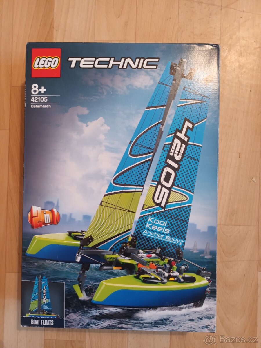 Lego Technic 42105 Catamaran