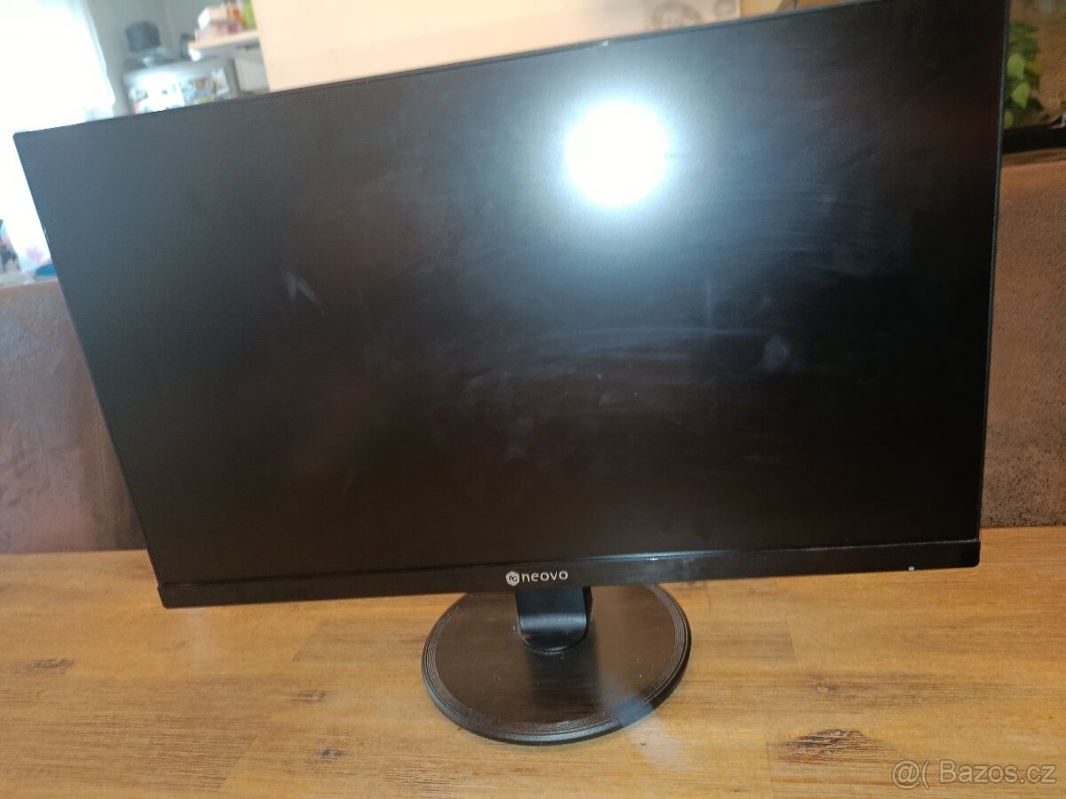 NEOVO SC-24E, VGA kabel + zdrojový kabel