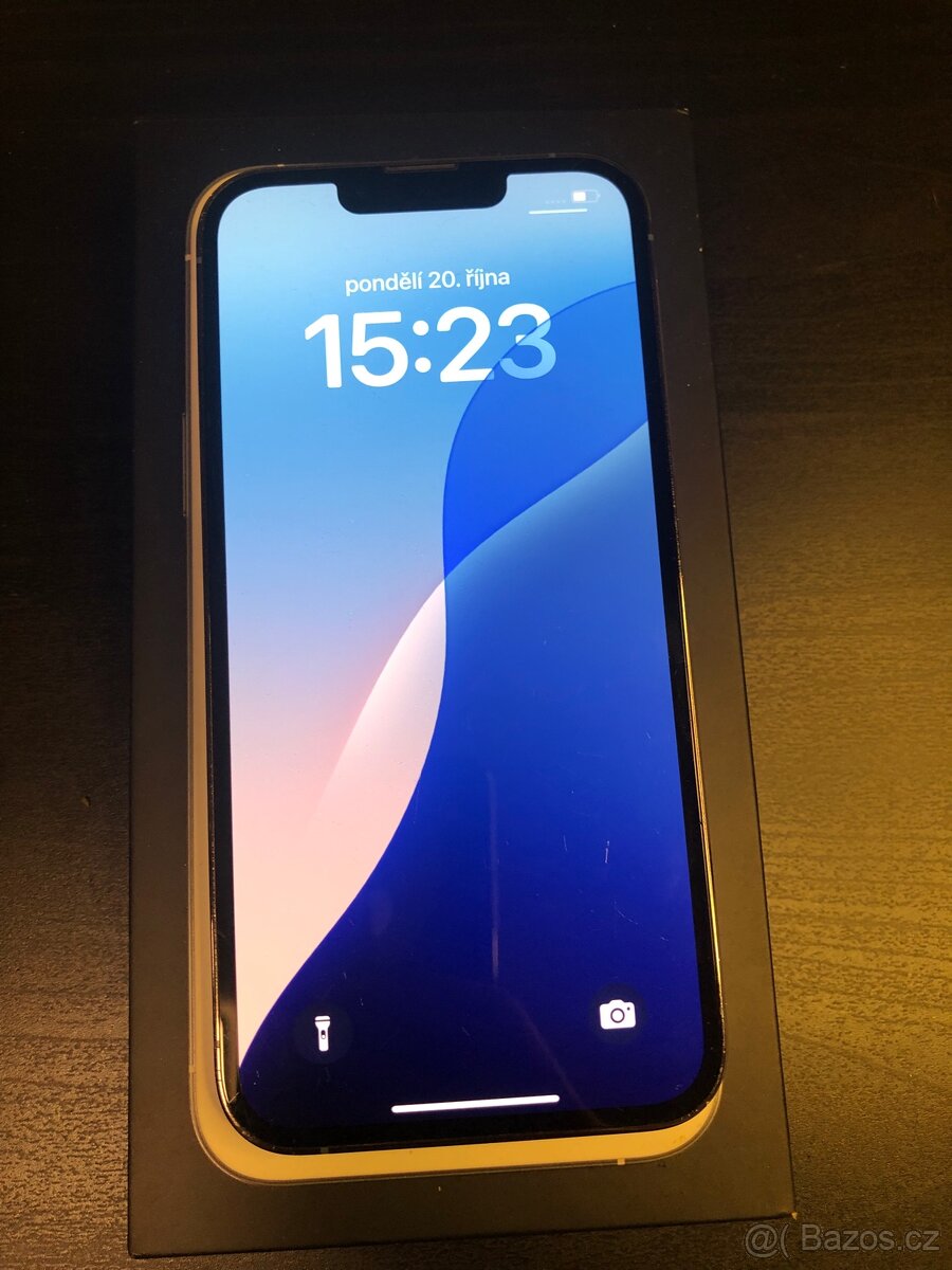 iPhone 13 Pro 128 GB – Sierra Blue (světle modrá)