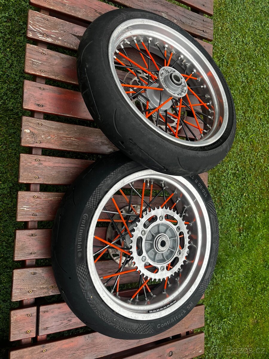 SM kola KTM