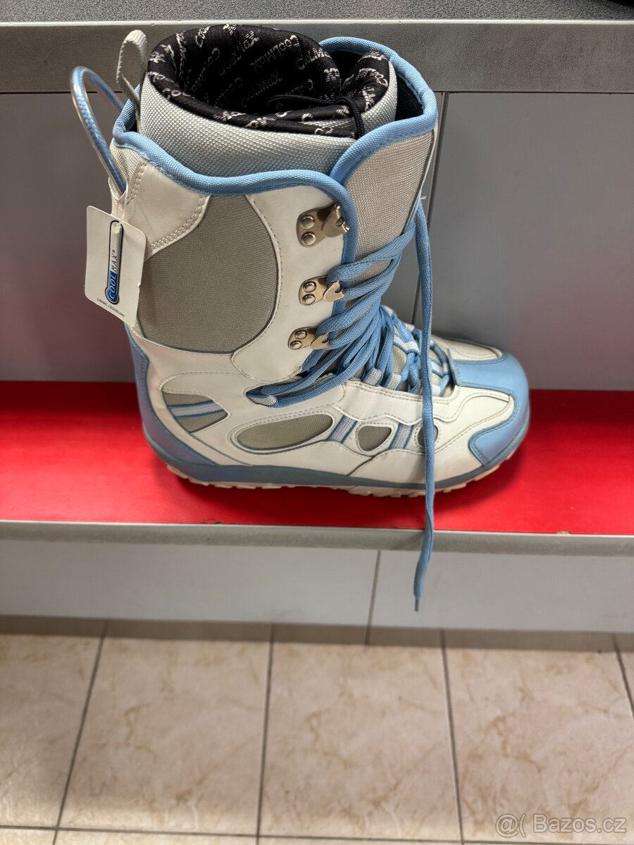 Snowboardové boty nové