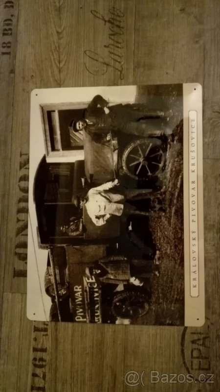 Plechová cedule Krušovice pivo auto