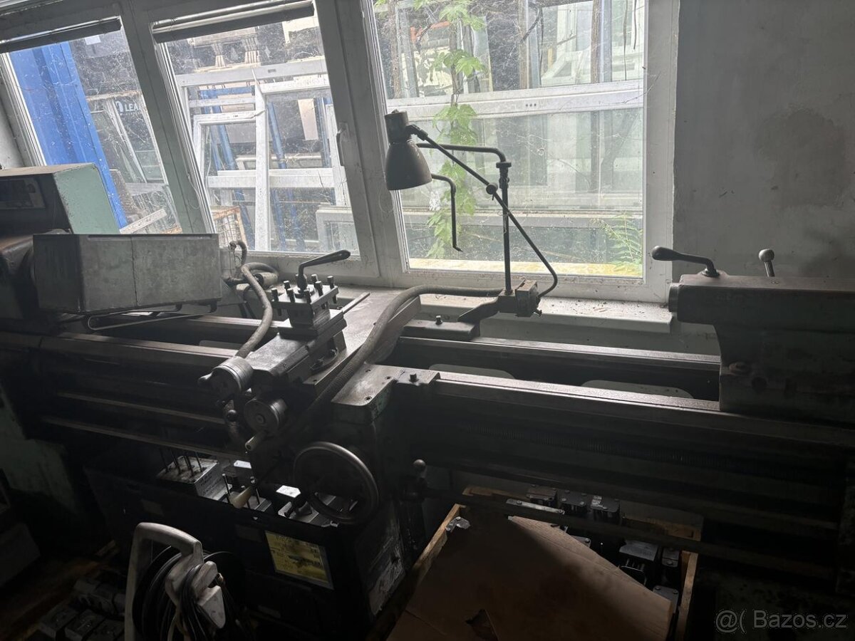 Hrotový soustruh TOS SN 45 B/1500