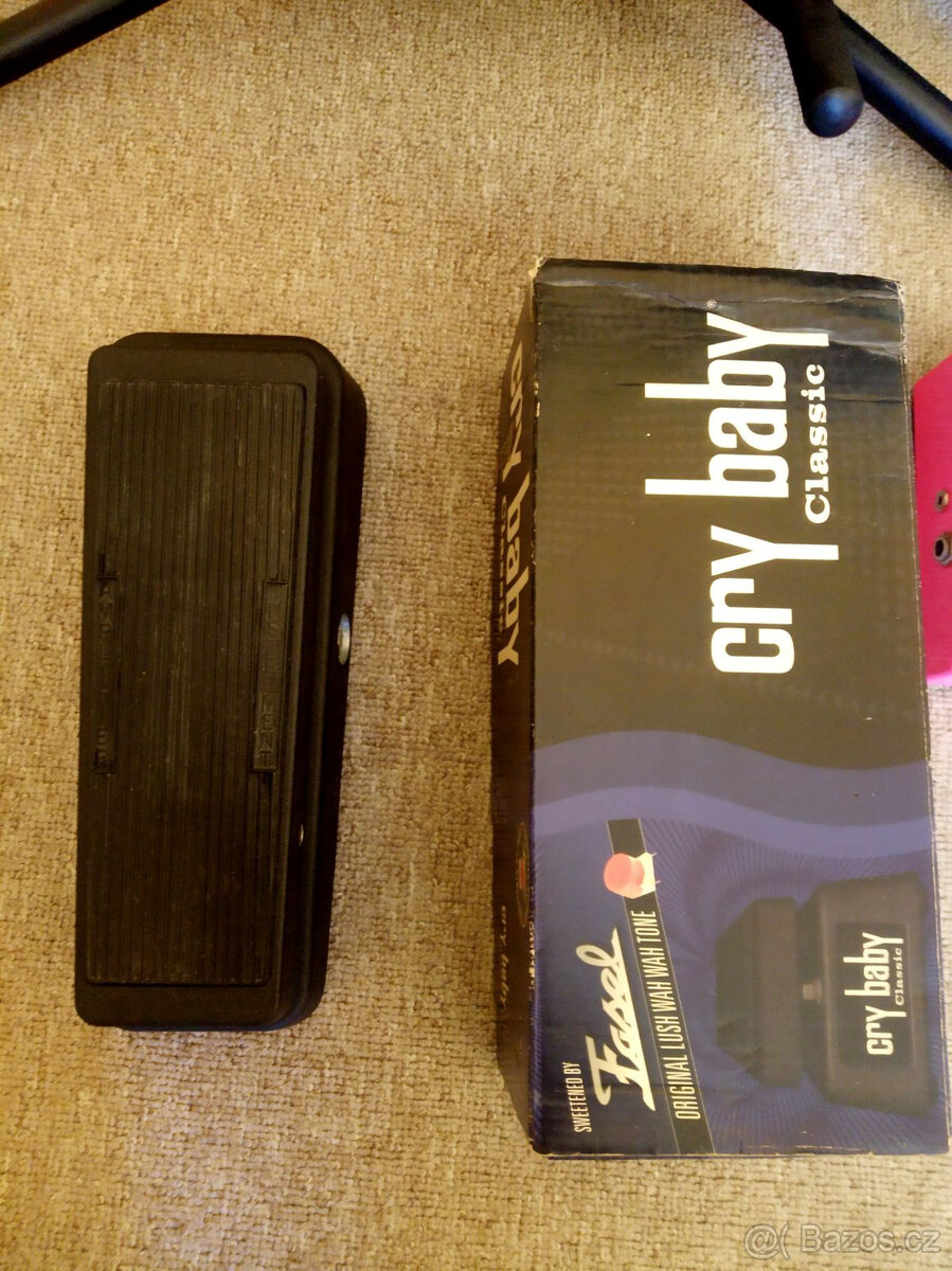 Prodám kytarový WAH pedál "Cry Baby Classic"