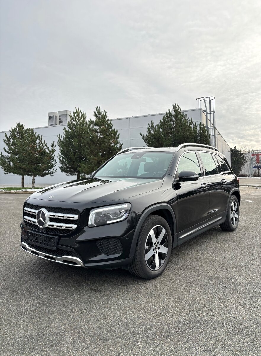 Mercedes-Benz GLB 220d 140kw Tažné,Panorama,Multibeam,2022
