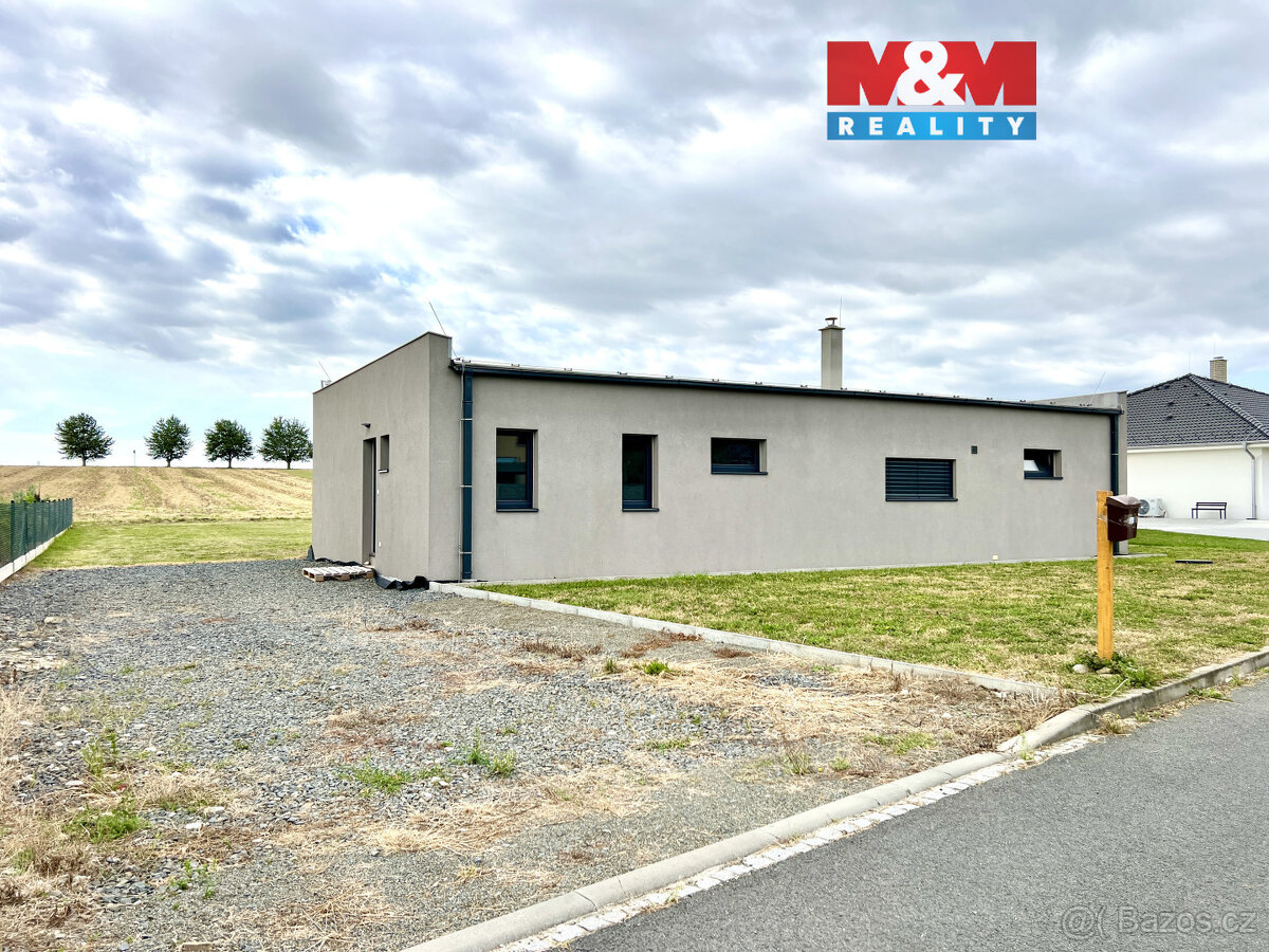 Pronájem rodinného domu, 110 m², Holasovice