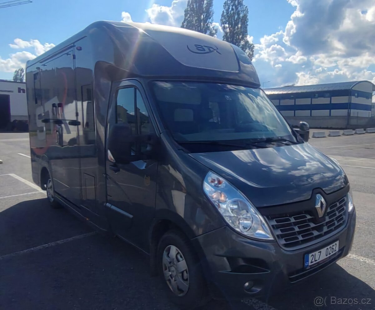 Přepravník pro koně pro pět osob, freestand, odpočet DPH