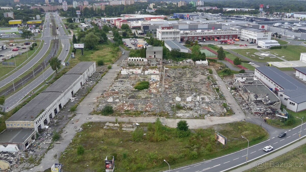 Pozemky pro komerční výstavbu, cca.24.000m² - Ostrava - Mor