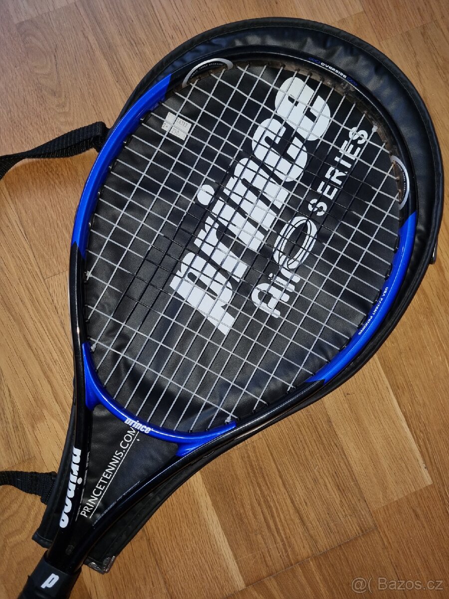 Tenisová raketa nová