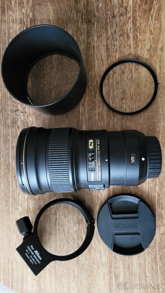 Nikon AF-S 300mm f4 PF VR III
