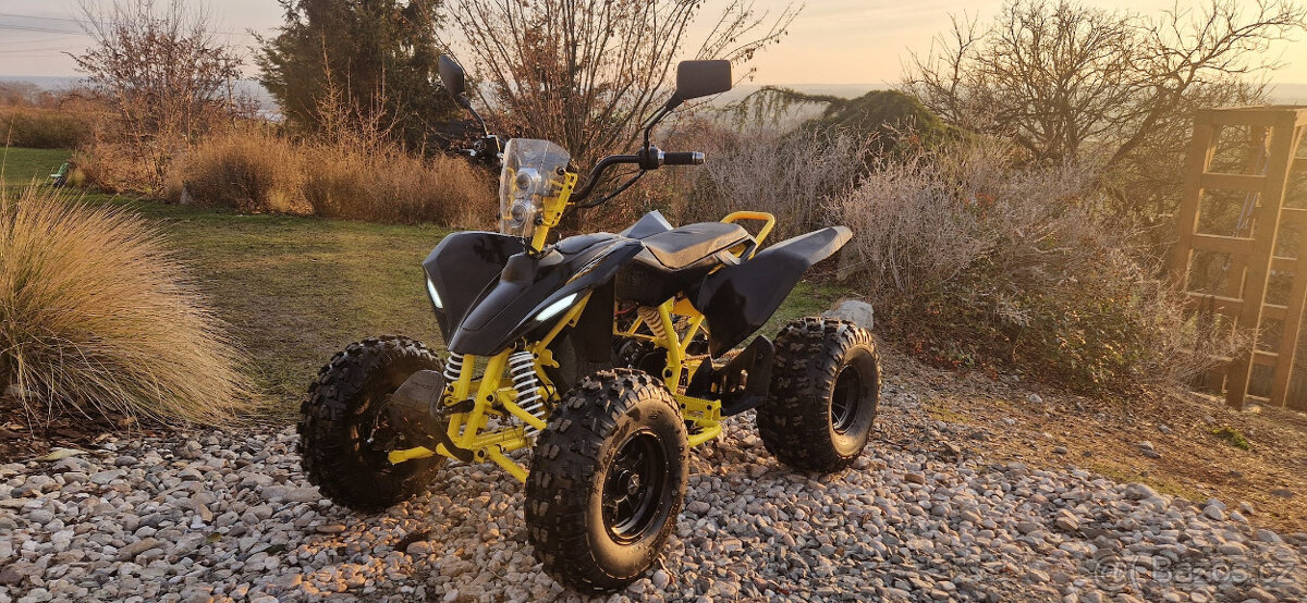 Čtyřkolka zánovní elektro TomRide TR400 6KW