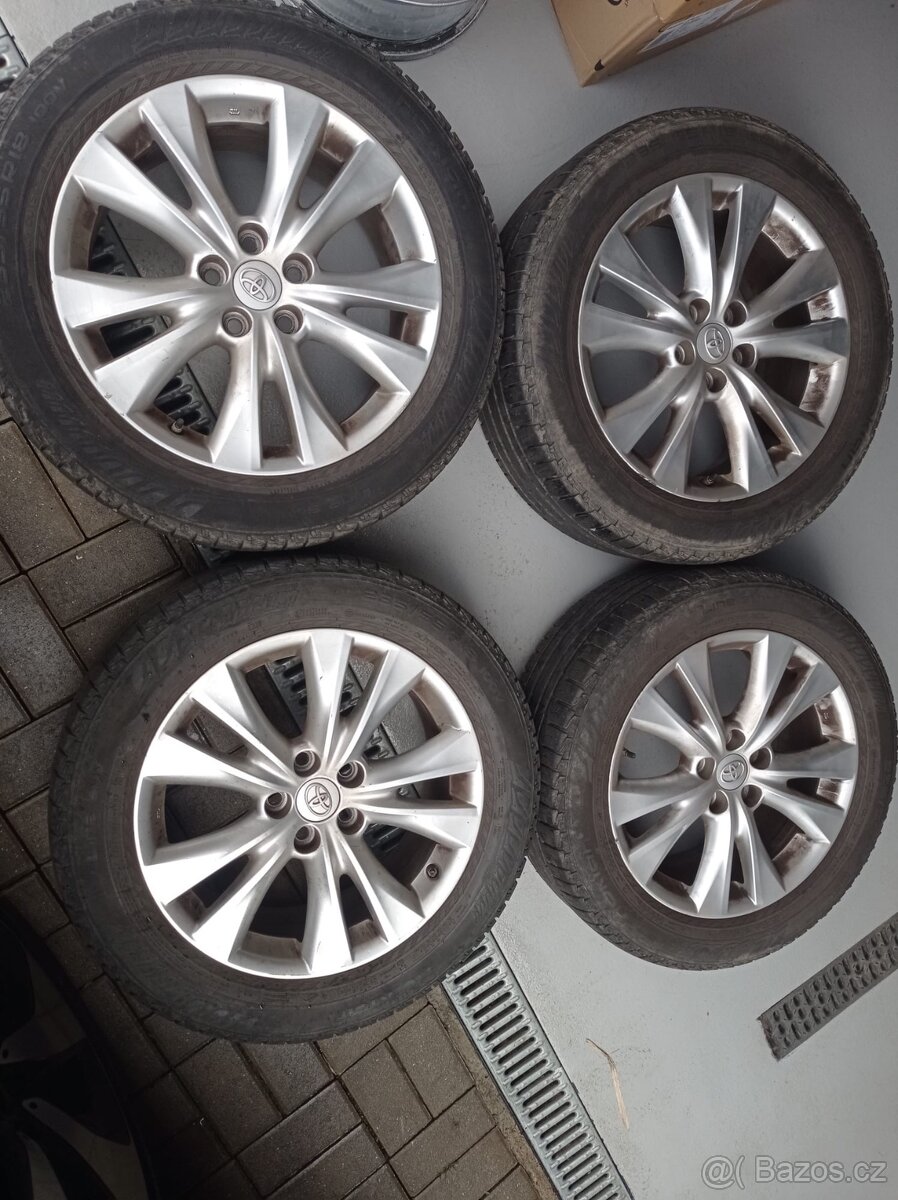 LETNI al kola 18" ORIGINAL TOYOTA RAV 4