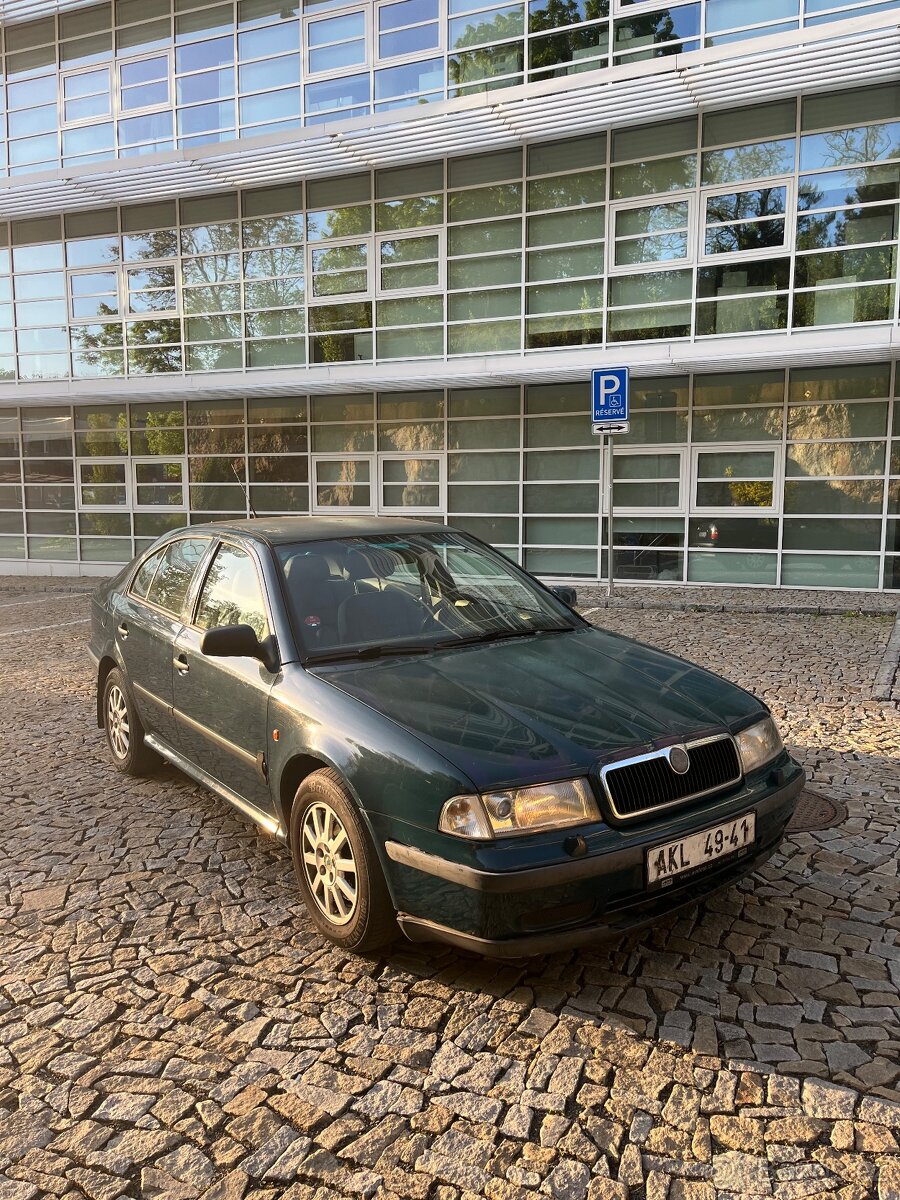 Škoda Octavia 1.8t 110 kw AGU