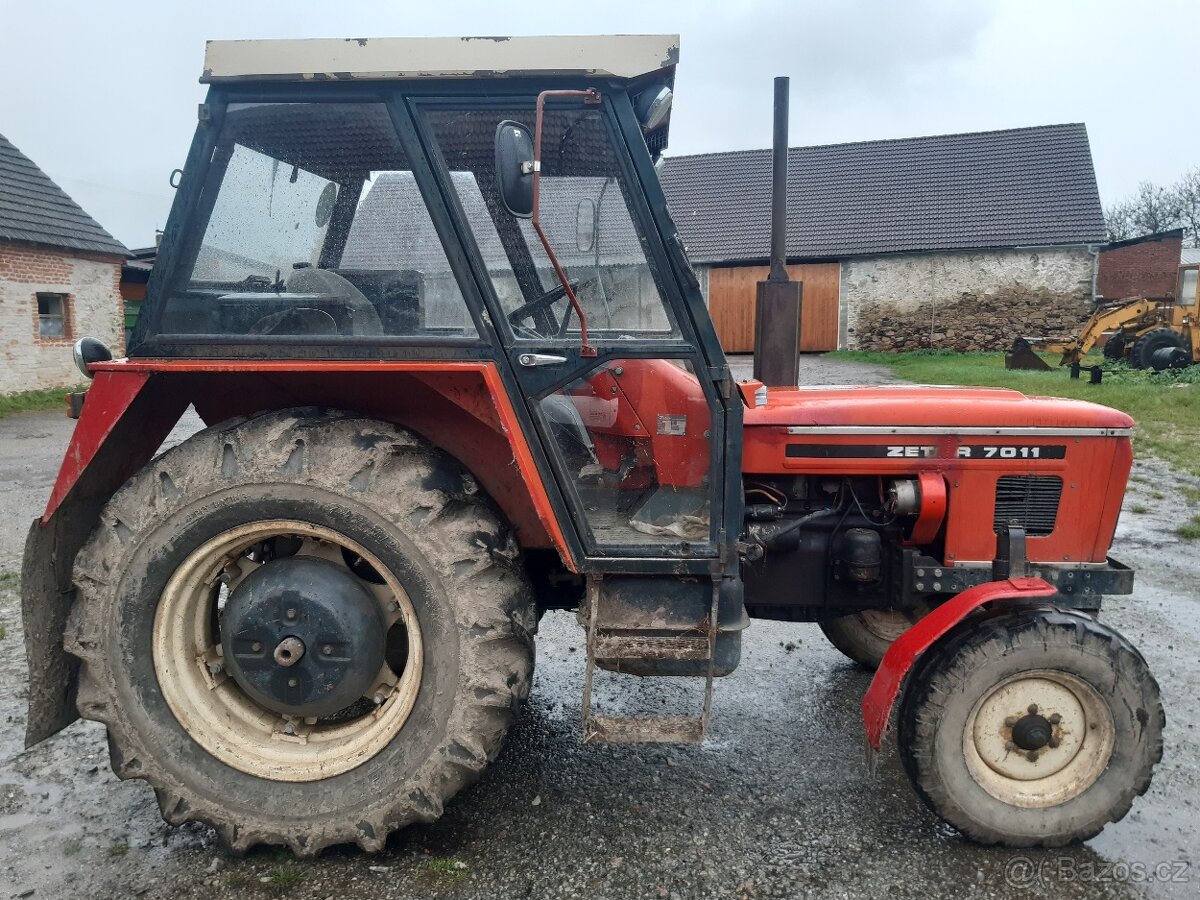 Zetor 7011