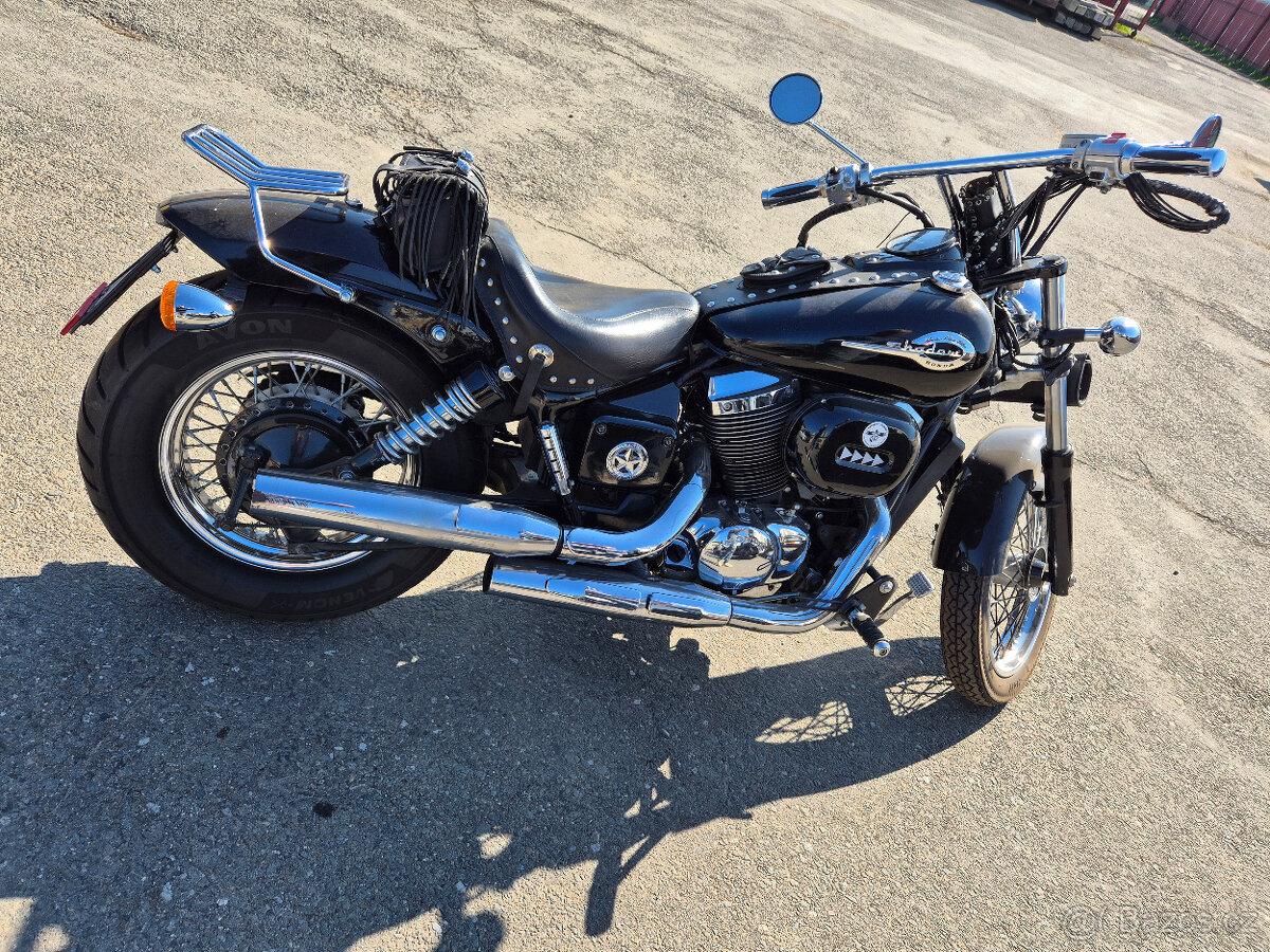 Chopper HONDA VT750DC