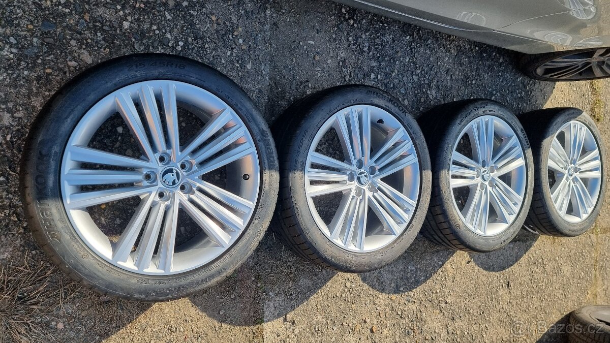 Škoda alu kola Sirius 18" pro Scala s pneu Hankook