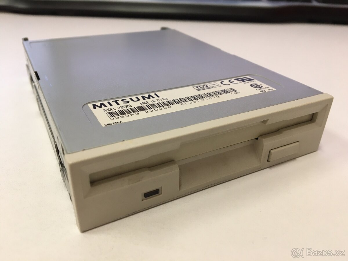 Disketová mechanika MITSUMI a Zip disk/mechanika NEC