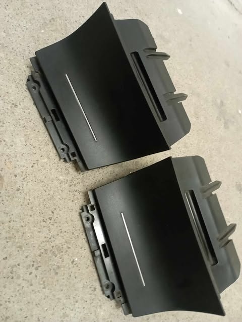 Škoda octavia 2 popelnik