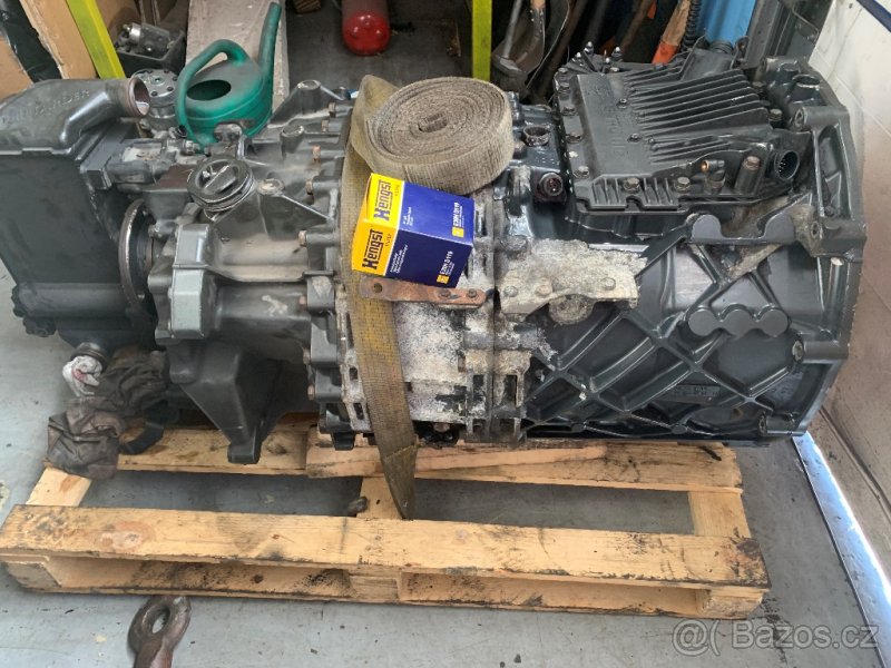 Prodám automaticko převodovku ZF 12AS3231IT