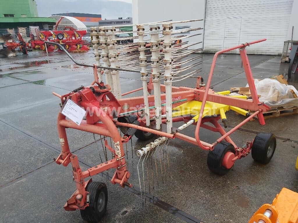 Shrnovač sena Pötinger 4,2 m
