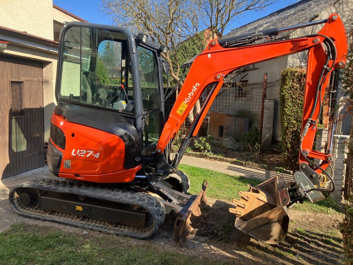 Prodám minibagr Kubota U27 s nulovým přesahem zádě